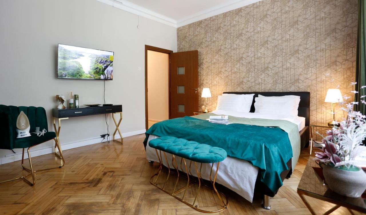 Grand Phillip Cismigiu Park Downtown Bucharest Apartment Exterior photo